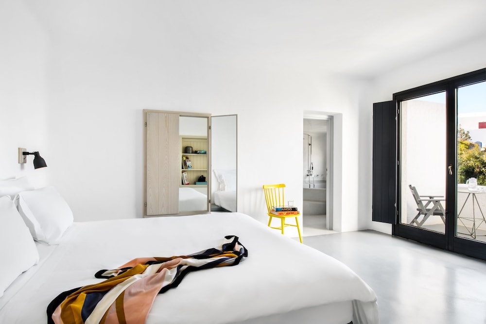 Grand Ambassador Santorini Hotel 23/78