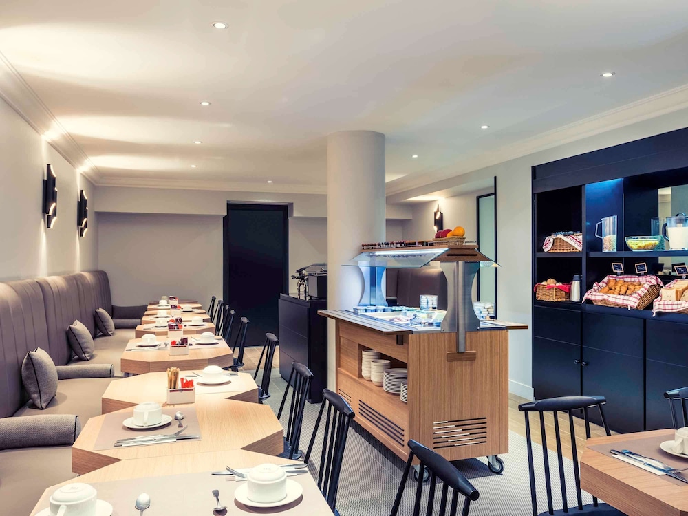 Mercure Paris Arc de Triomphe Wagram 40/46