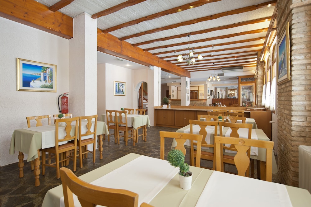 Acropole Delphi Hotel 58/73