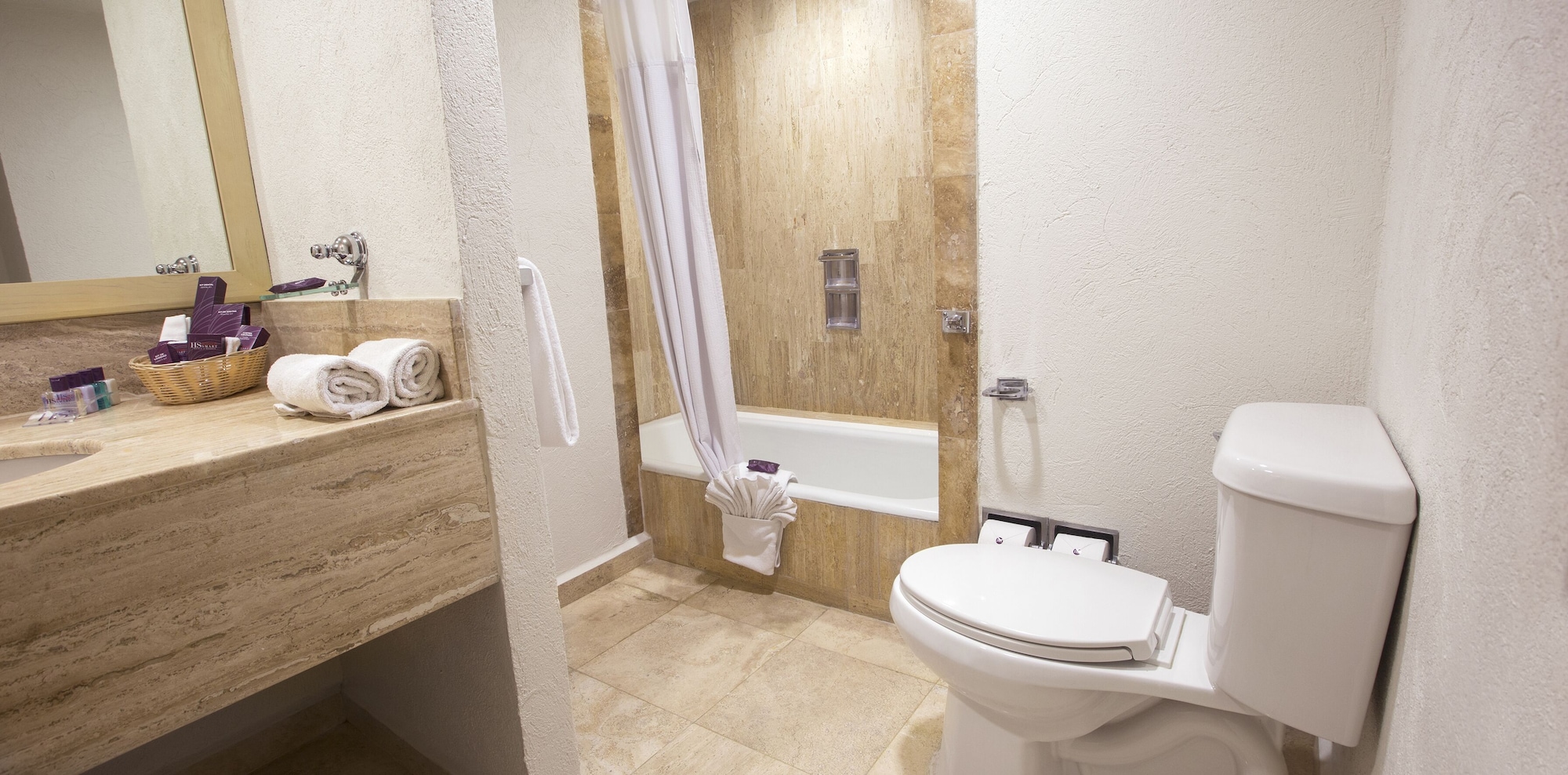 2 Bedrooms, Presidential, Suite, 1 King and 2 Double Beds, Ocean View, Private Pool, HS Hotsson Smart Acapulco 10/10