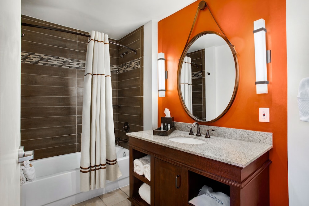 The Emily Morgan San Antonio a DoubleTree by Hilton Hotel 40/89