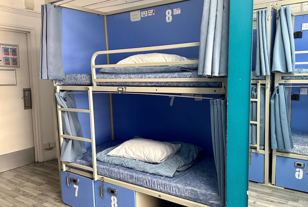 MIXED DORM, STANDARD, 9 BEDS