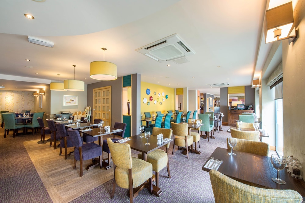 Premier Inn Poole North 32/47