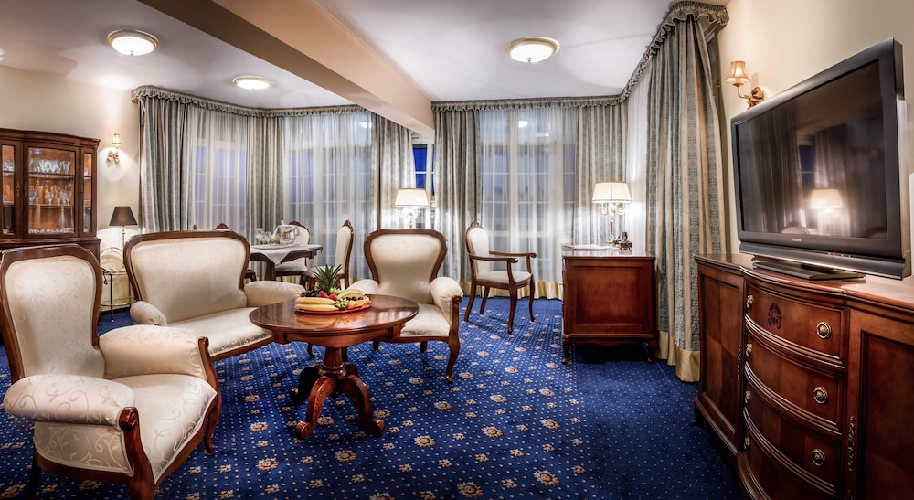 Hotel Im. Jana Pawla Ii 20/34