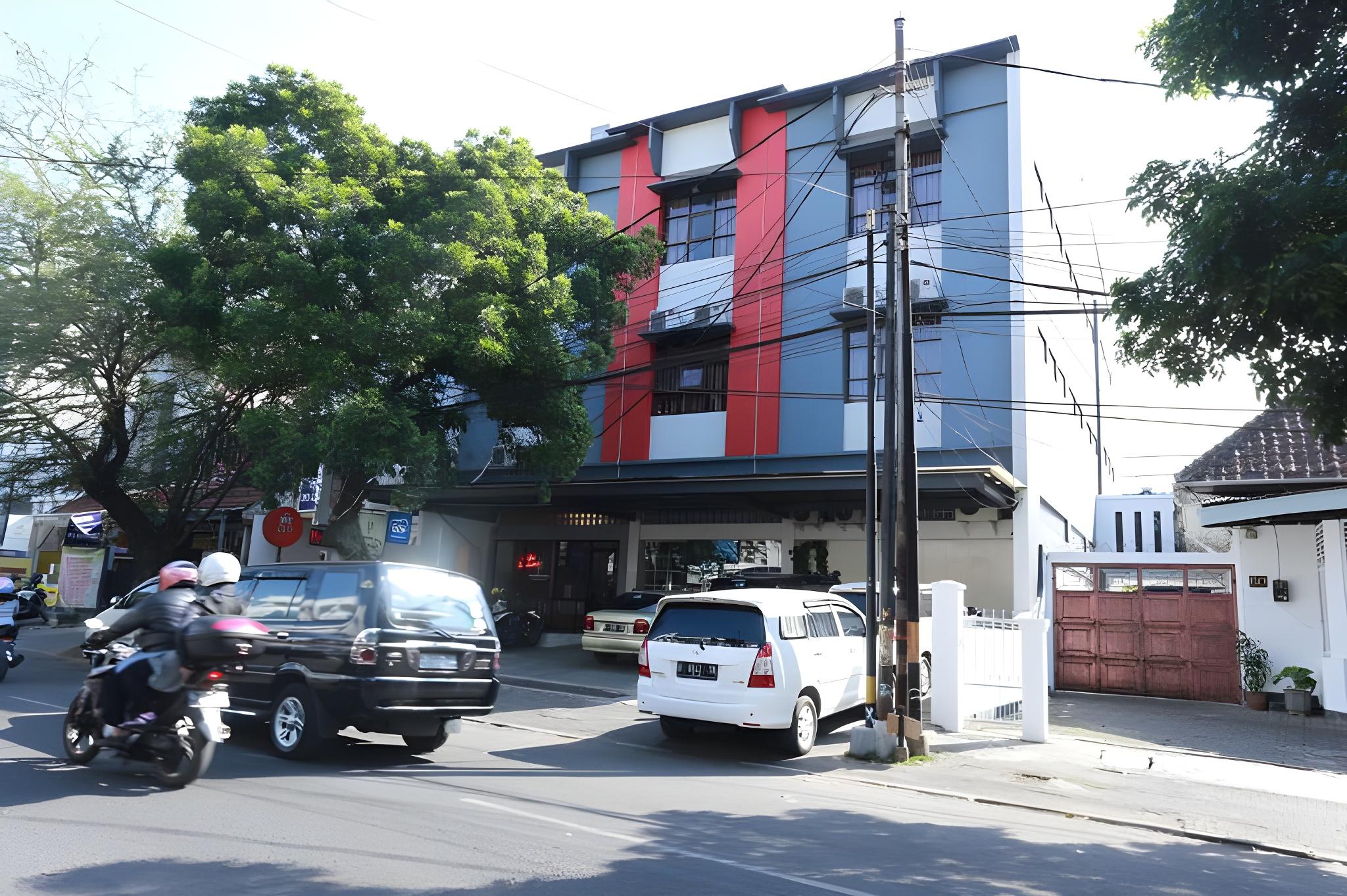 Asoka Hotel 41/48