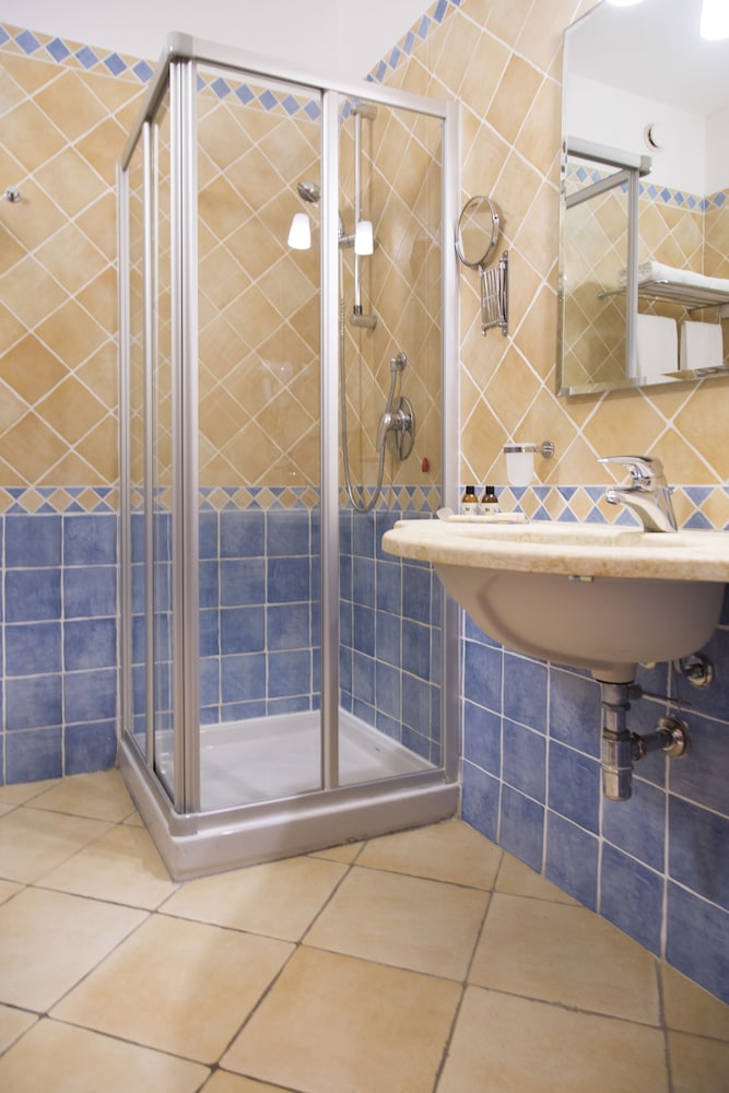 Blu Hotel Morisco Village 39/80