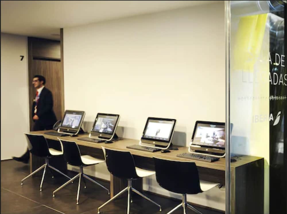 Air Rooms Madrid Airport By Premium Traveller 41/53