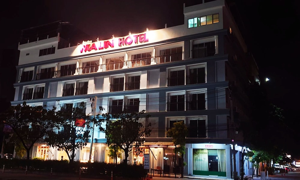 MALIN PATONG HOTEL 8/58