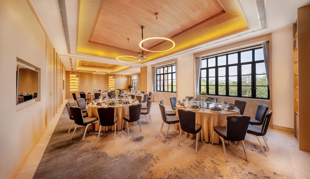 Melia Shanghai Parkside 41/57