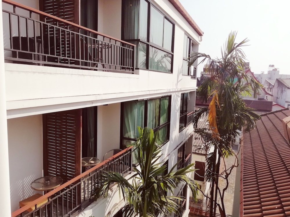 MANDALA HOUSE 5/68