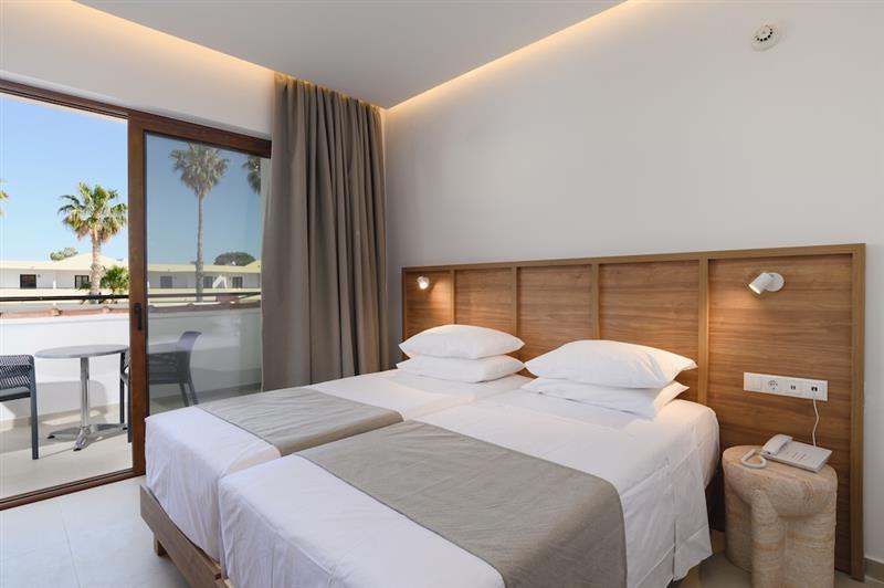 Pefkos Village Resort 28/77