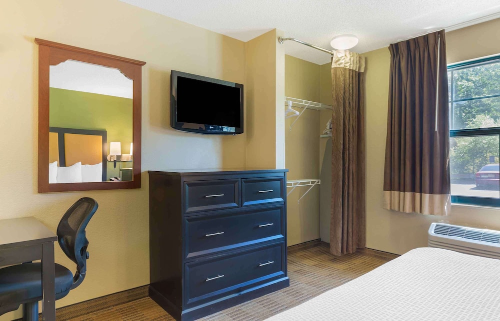 Extended Stay America Foxboro - Norton 43/56