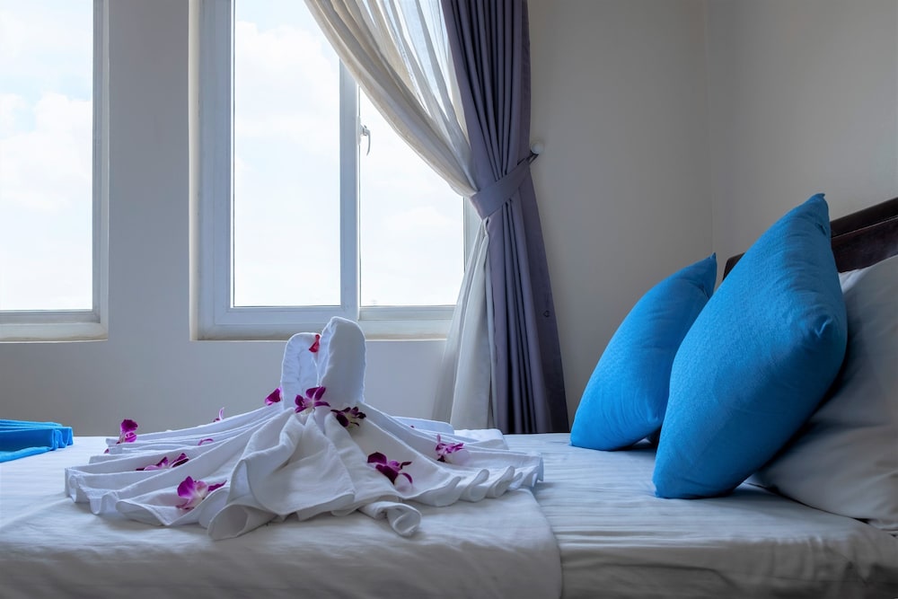 Phong Lan 2 Hotel 11/50