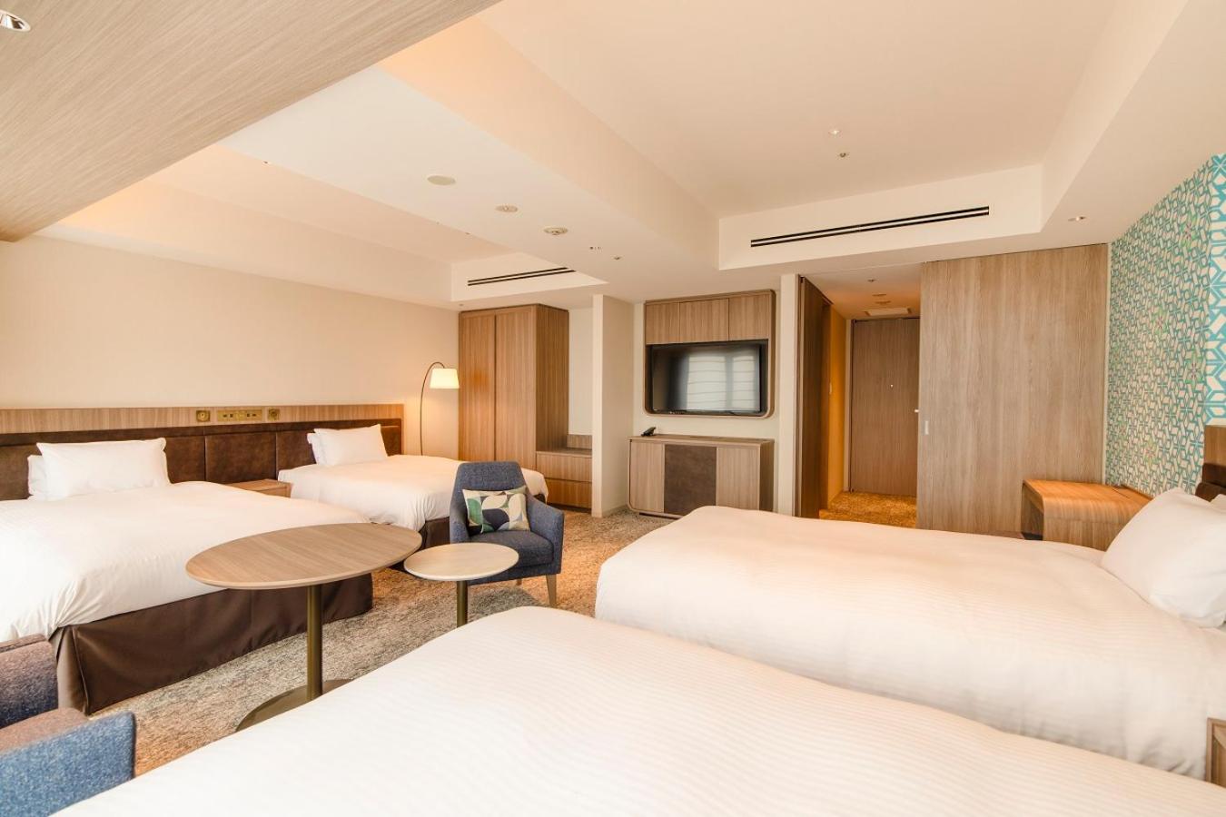 Room, Quadruple, Club Floor