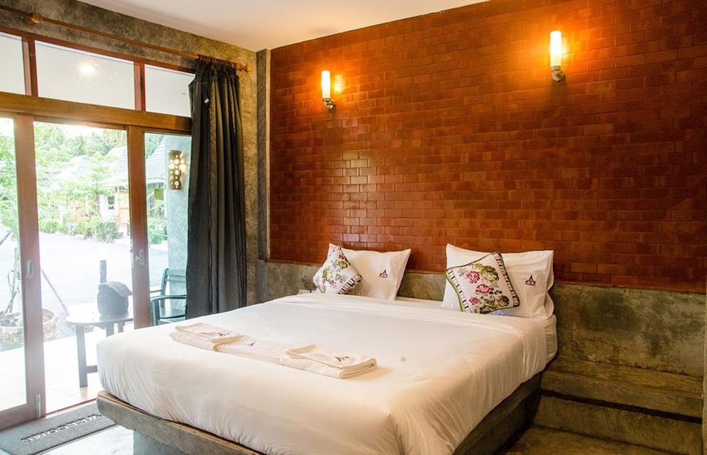 Ruean Thai Nai Bang By Pansak Resort 34/66