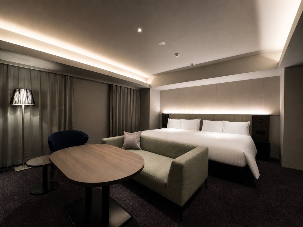 Studio, 2 Double Beds, King Bed