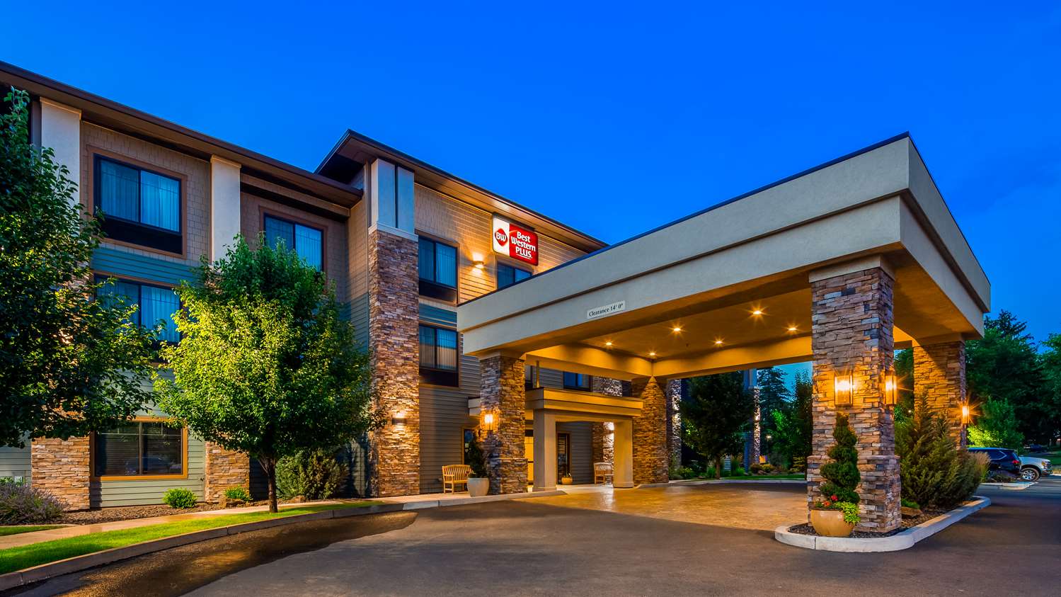Best Western Plus Dayton Hotel & Suites 3/43