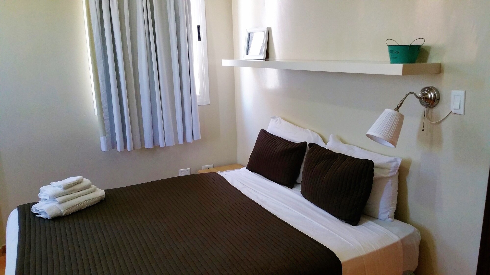 3 BEDROOMS, APARTMENT