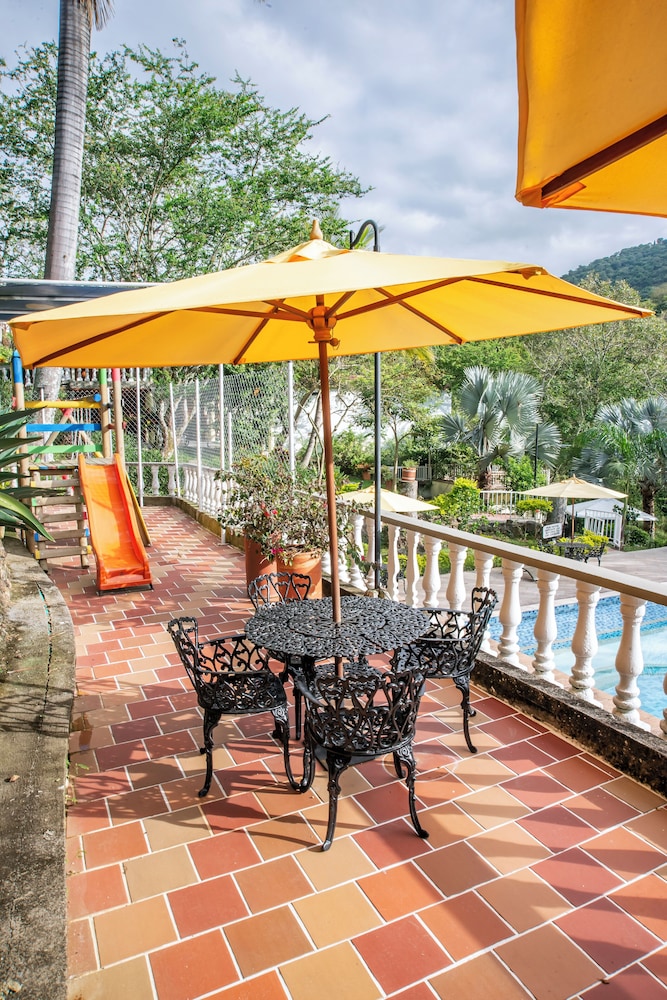 Hotel Posada Campestre San Gil 43/55