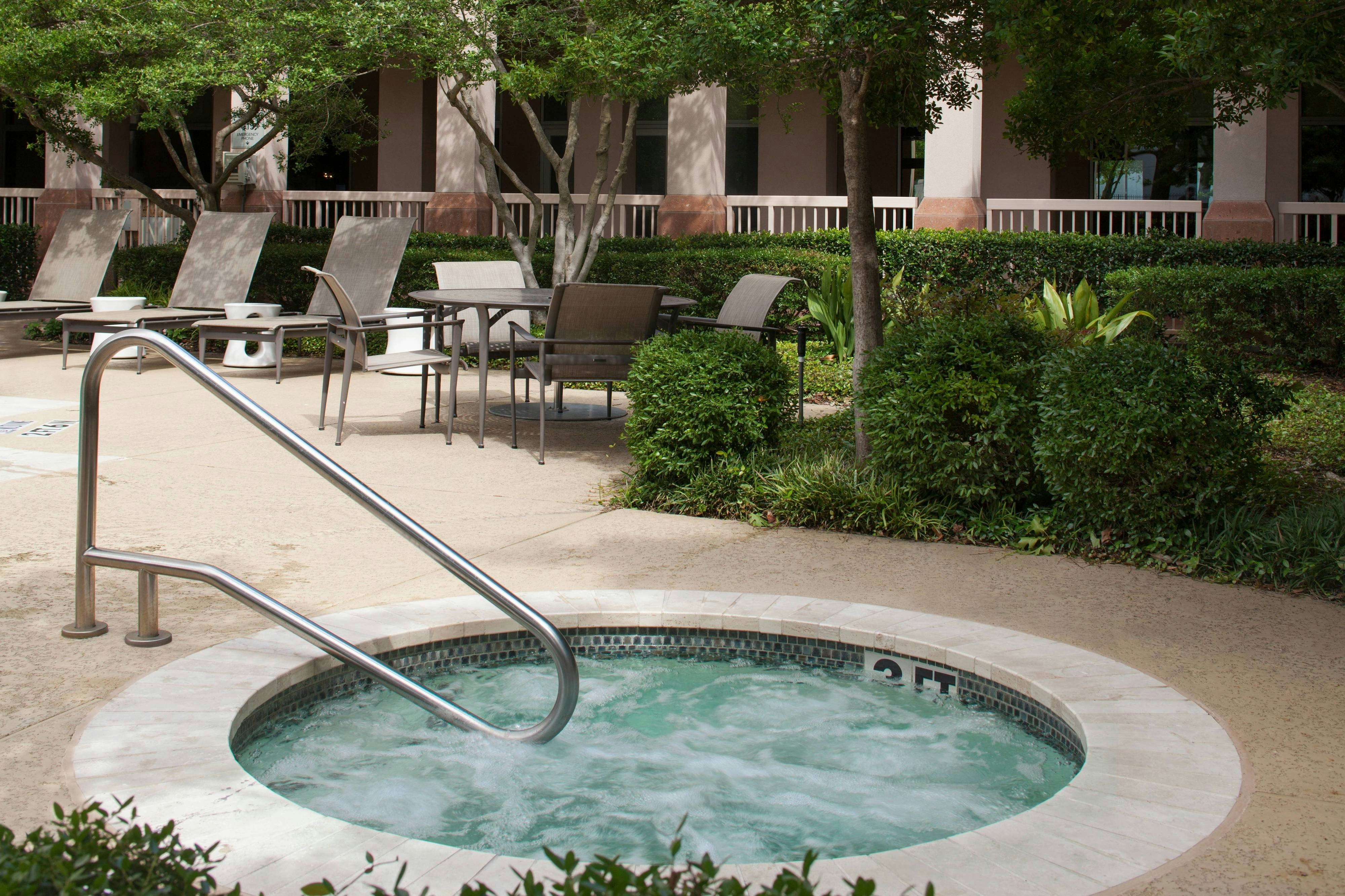Marriott Suites Dallas Market Center 61/62