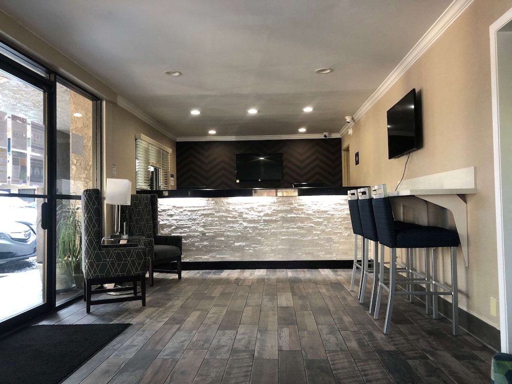 Best Western Courtesy Inn - Anaheim Park Hotel 6/31