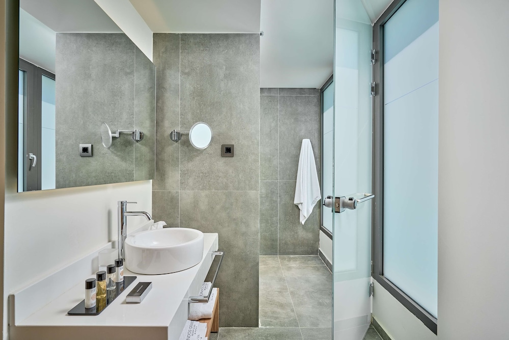 Lindos Grand Resort and Spa - Adults Only 48/50