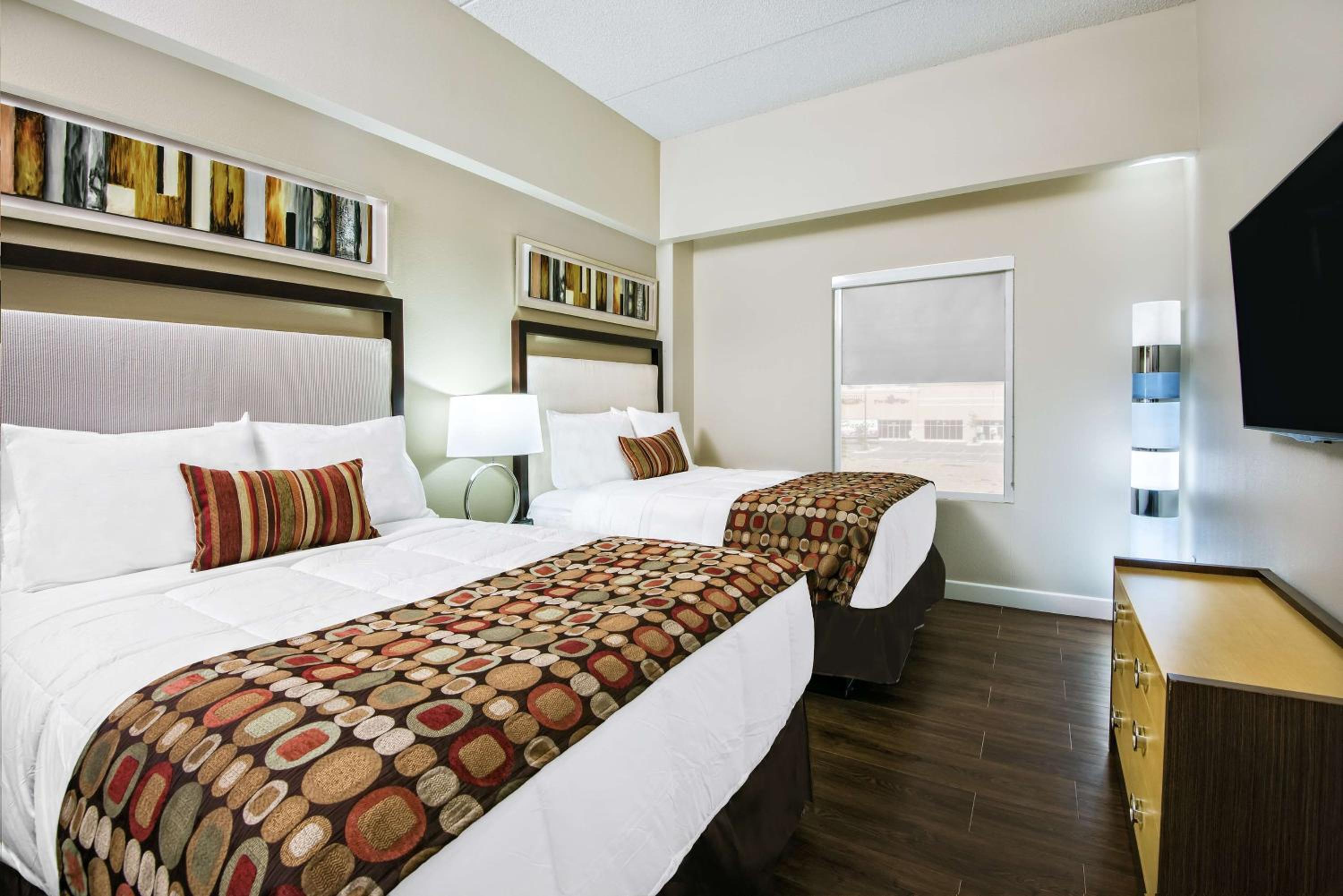 جناح بسرير كينج بغرفتي نوم، Hawthorn Suites By Wyndham Mcallen 3/7