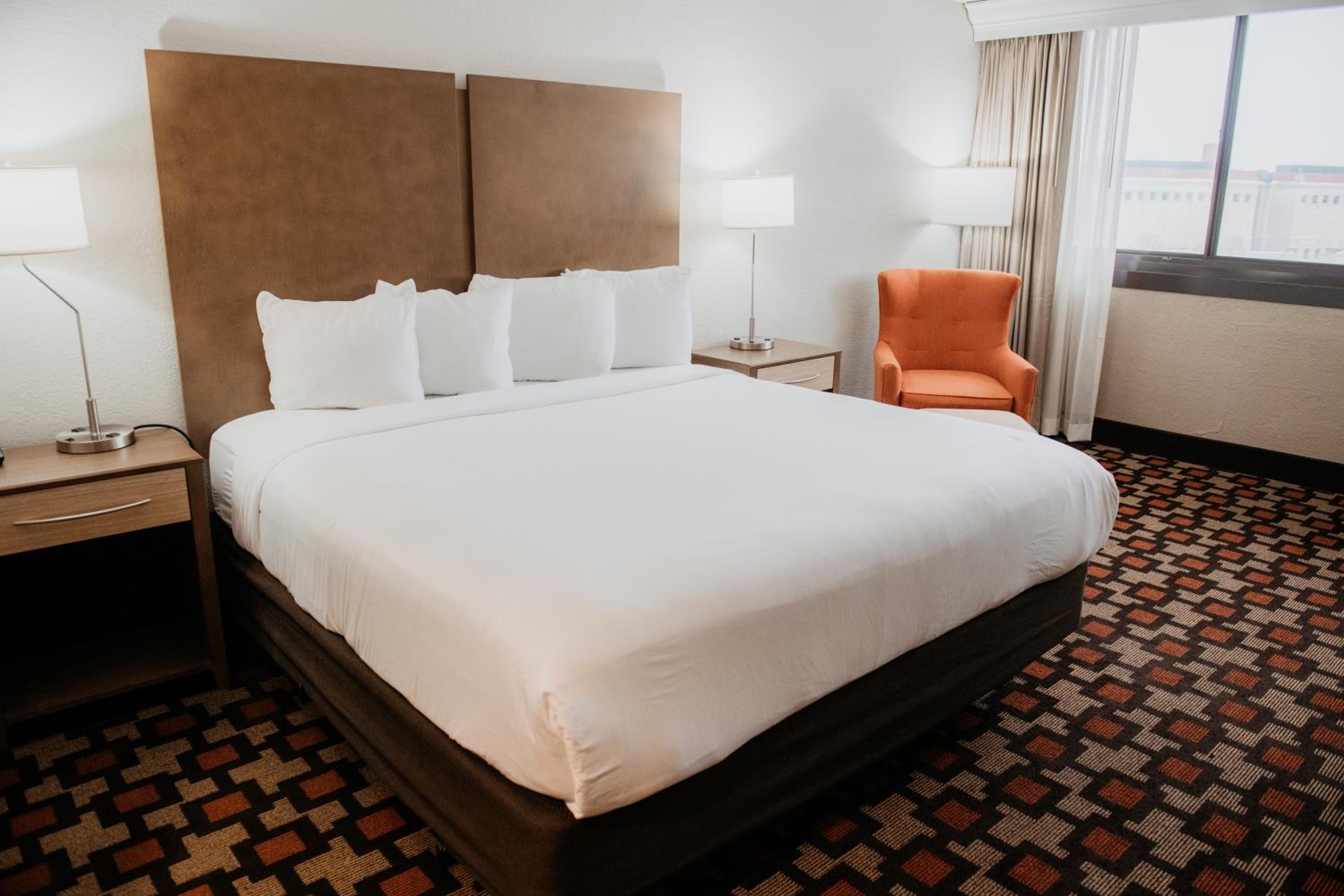 Upgrade, King Bed