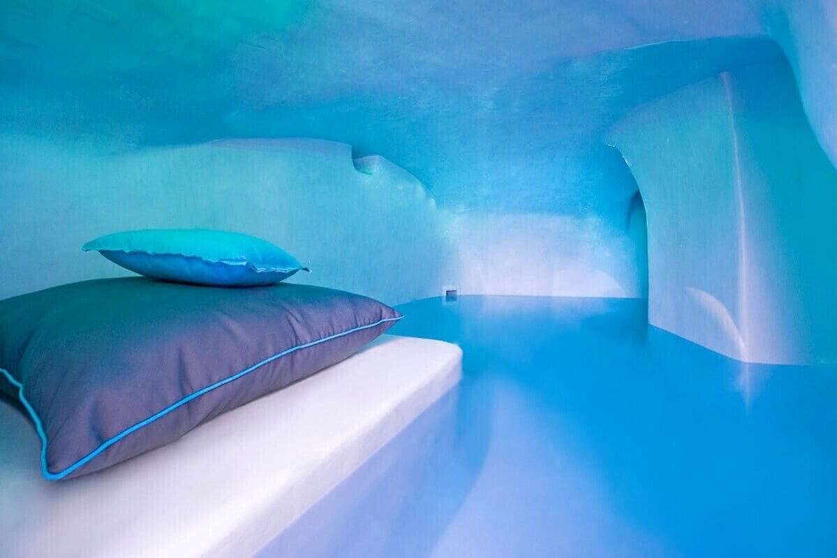 Interior, Cave, Honeymoon, Superior, Suite, King Bed, Caldera View, Plunge Pool