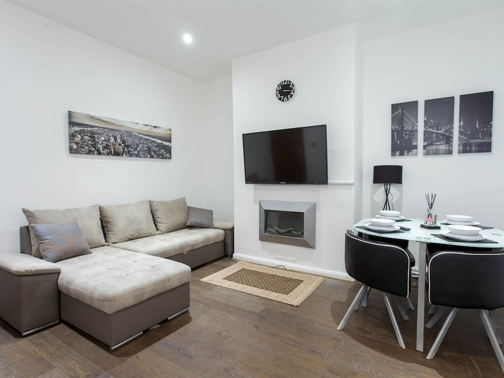 Park House Apartments 13/18
