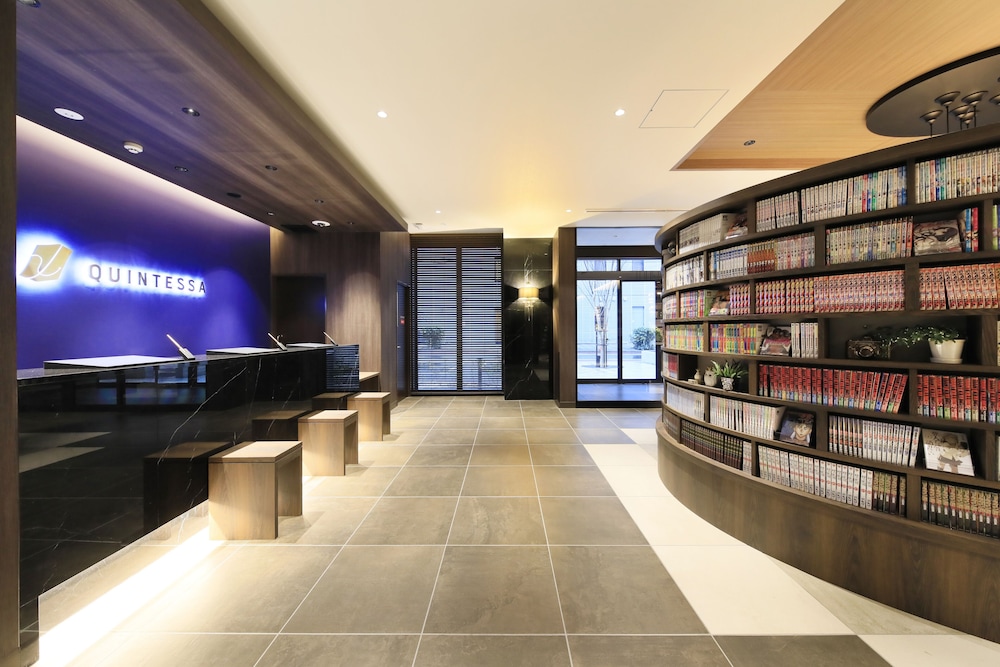 Quintessa Hotel Fukuoka Tenjin Comic & Books 29/37