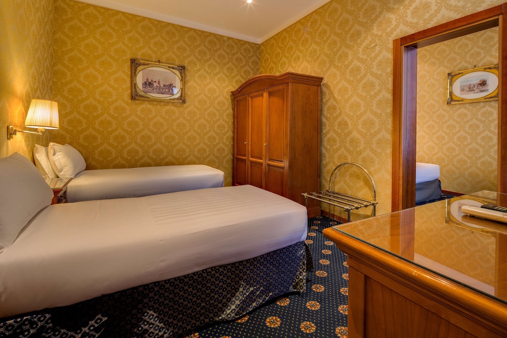 Hotel Raffaello, Sure Hotel Collection By Best Western 22/75
