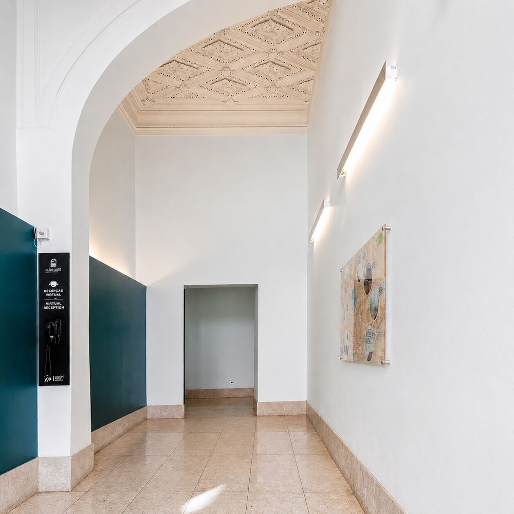 Palacio Camoes Lisbon Serviced Apartments 11/50