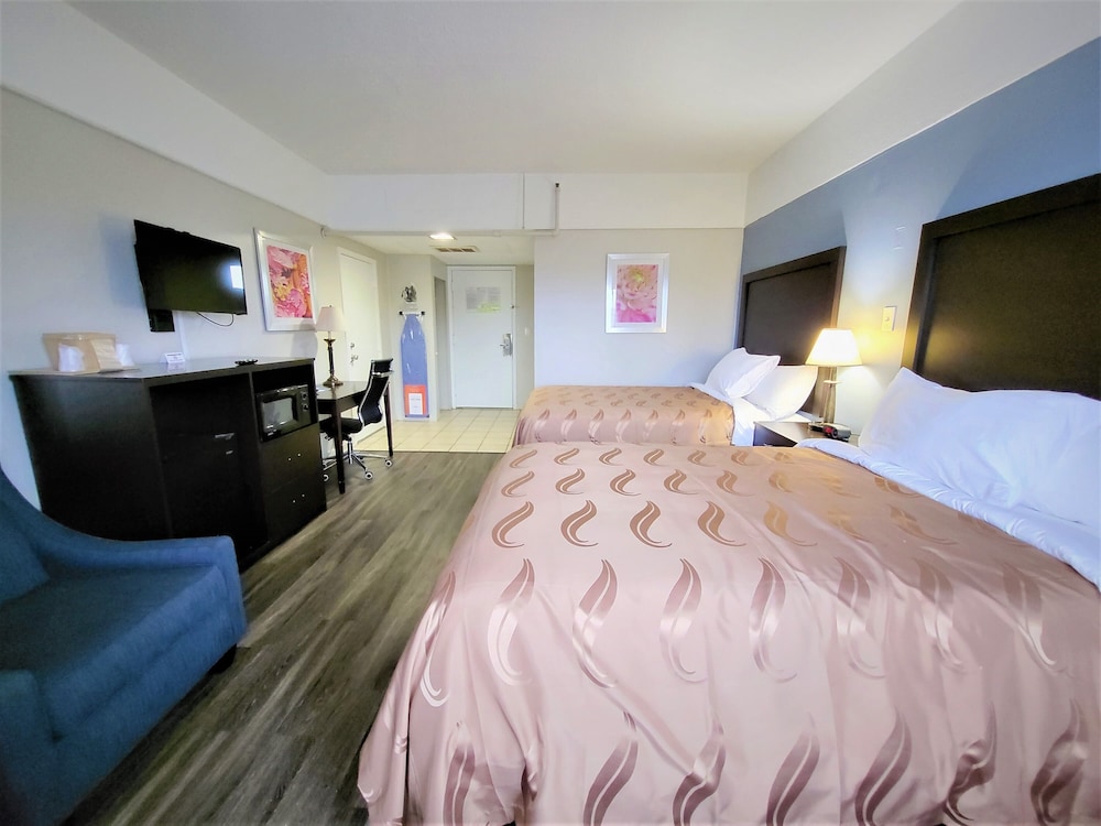 Motel6 Norfolk, VA – East Little Creek 8/50