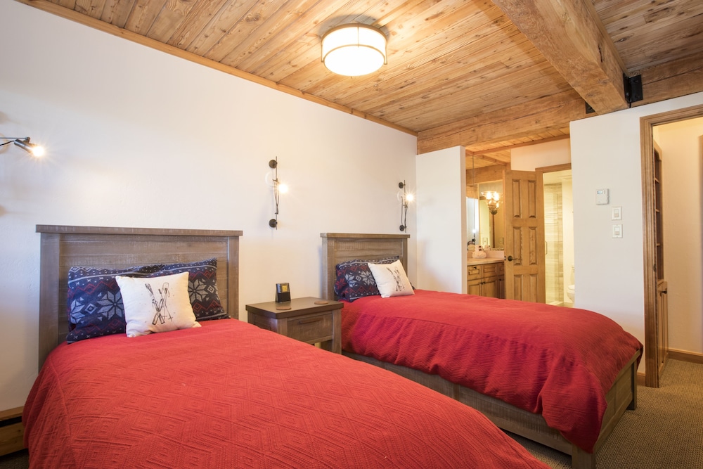 Top of the Village - Destination Hotels & Resorts 5/56