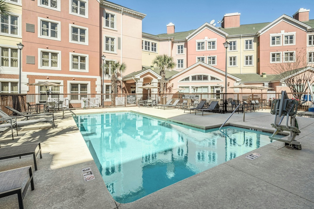Residence Inn Charleston Airport 50/53