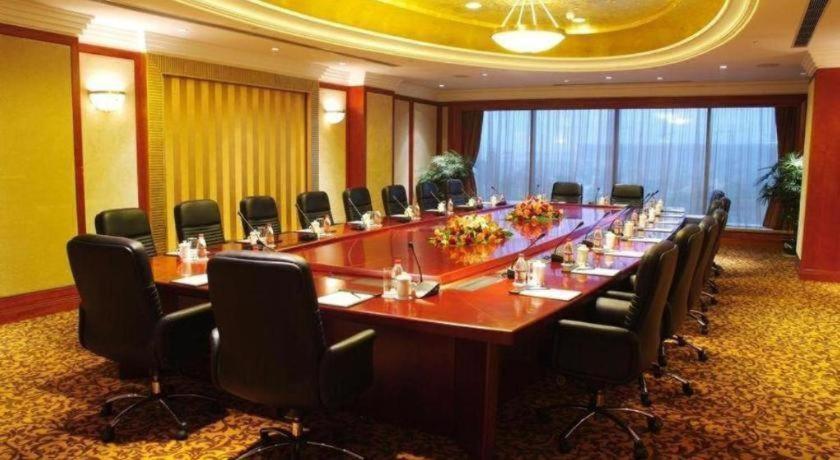 Jinling Tianming Grand Hotel 38/43