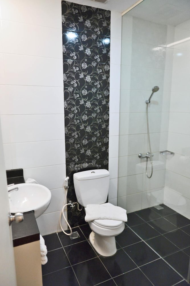 Hotel Trio Indah 2 Malang 12/63