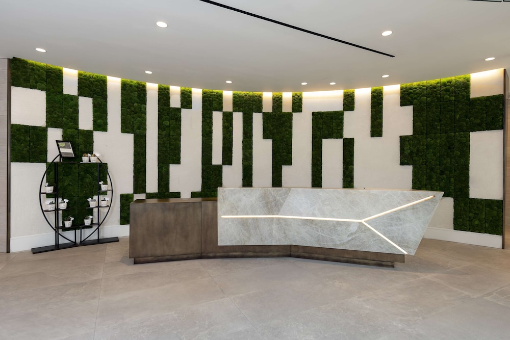 Hyatt Centric Charlotte/Southpark 8/50