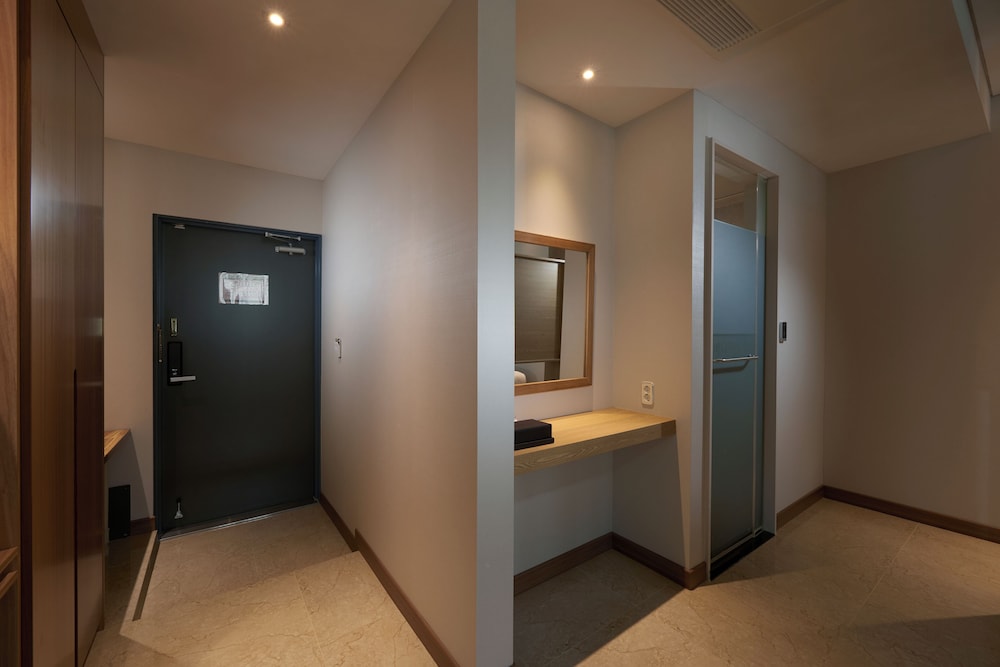 Benikea Yangsan Hotel 24/49