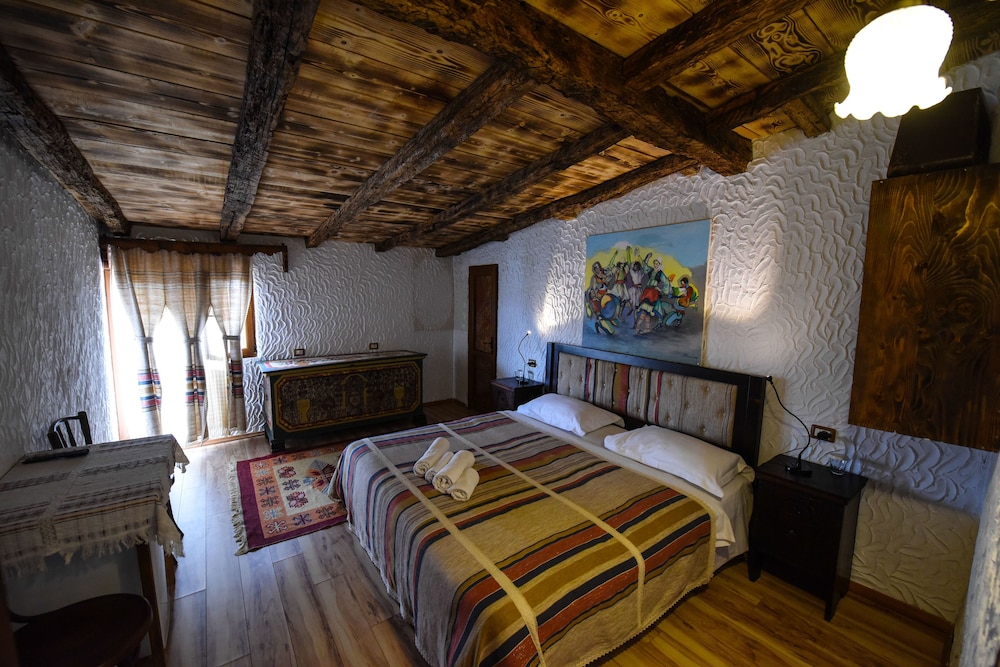Hotel Tradita 23/34