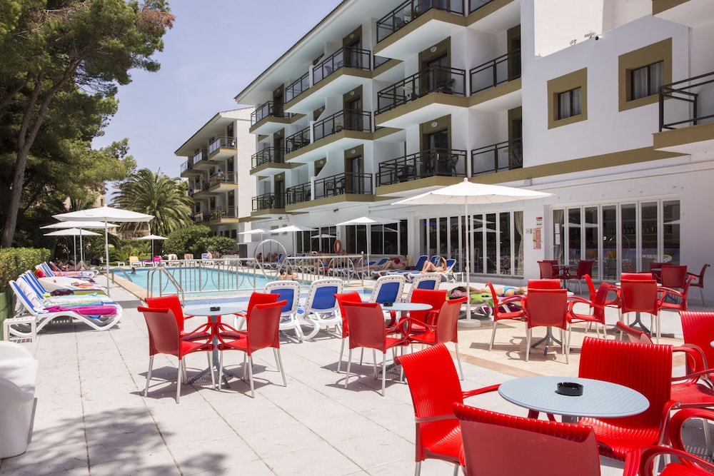 Guya Wave Hotel 48/59