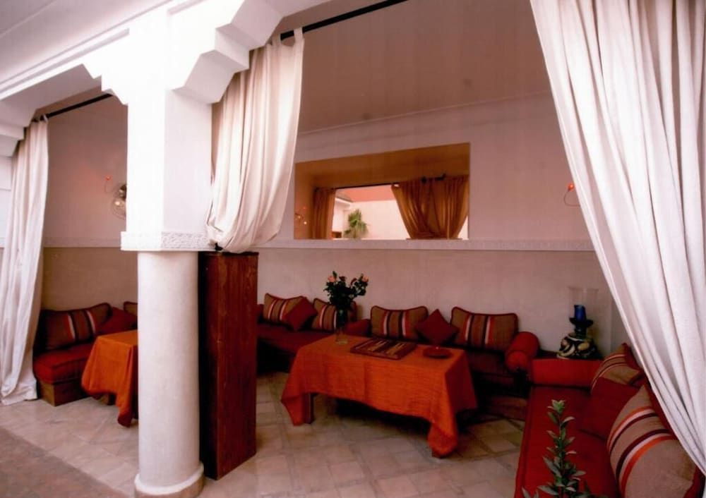 Riad Chalymar 5/39