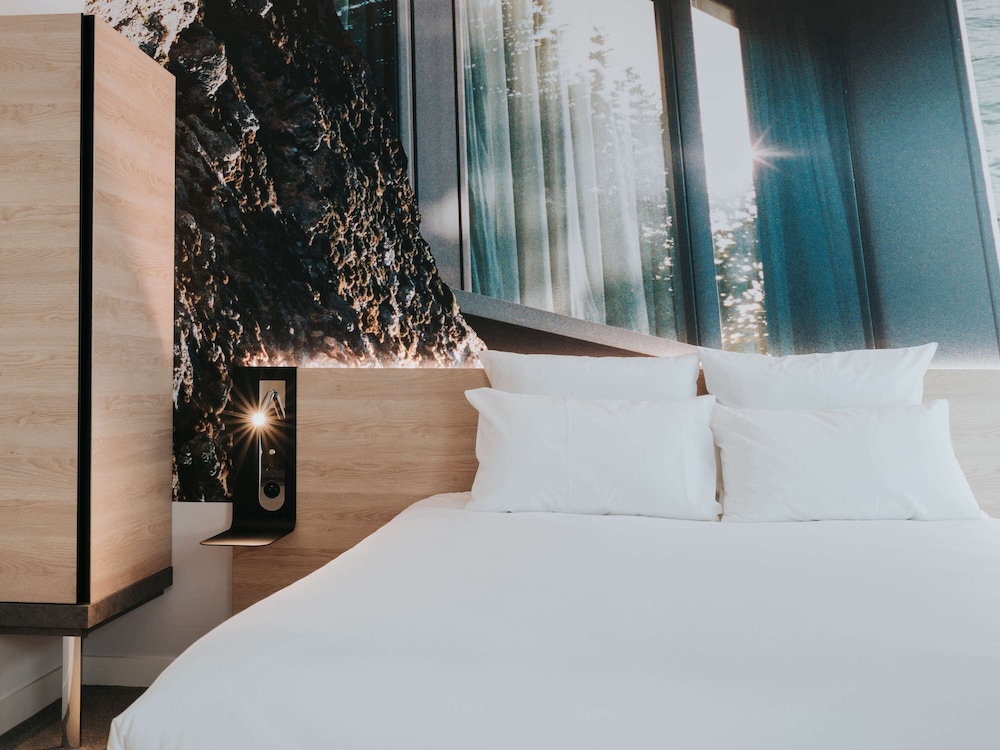 Novotel Angers Centre Gare 20/75