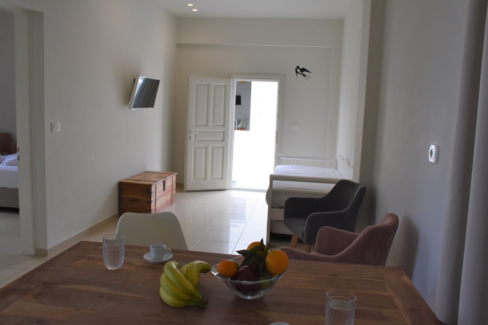 DE NAXIA SUITES 29/57