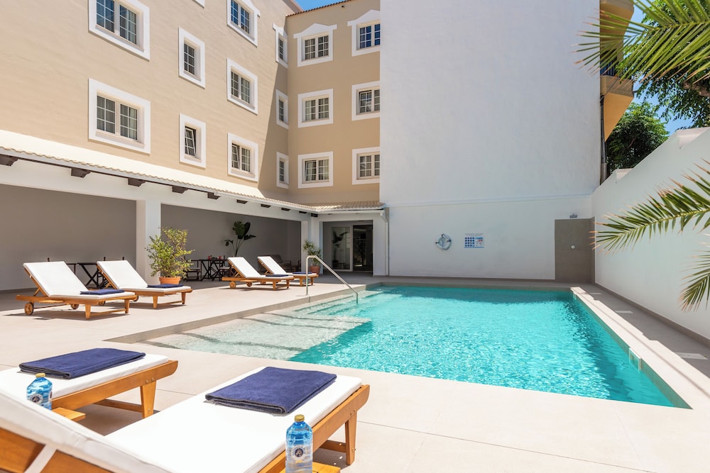 Hotel Menorca Patricia Formerly Hesperia Patricia Hotel 39/41