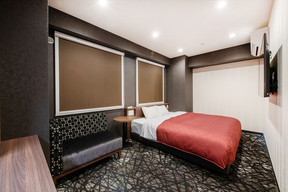 غرفة ديلوكس بسرير كينج، Hotel Front Inn Fukuoka Airport 2/4