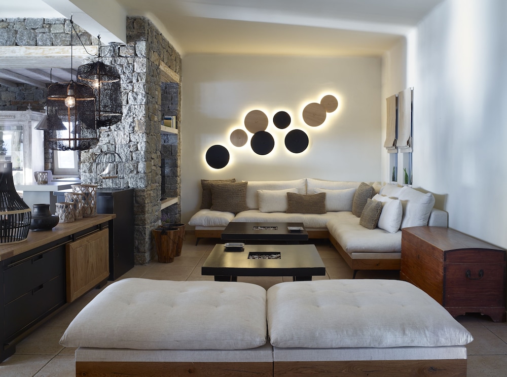Vencia Boutique Hotel 56/83