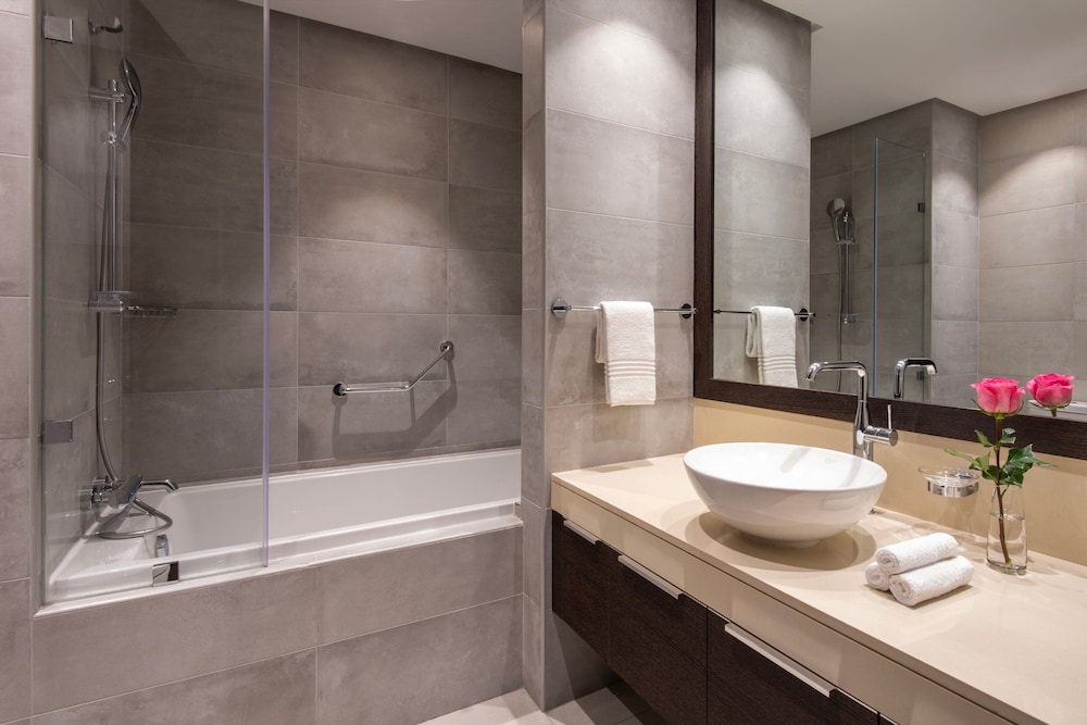 Marriott Executive Apartments Doha, Le Mirage City Walk 40/50
