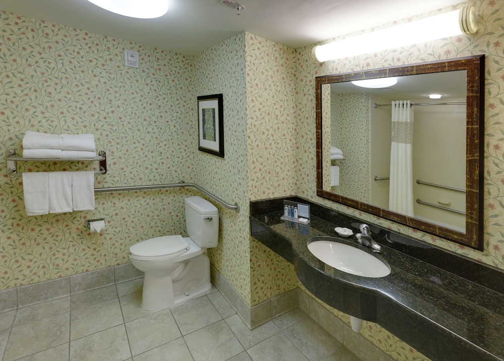 Hampton Inn Suites Columbus Polaris 10/35